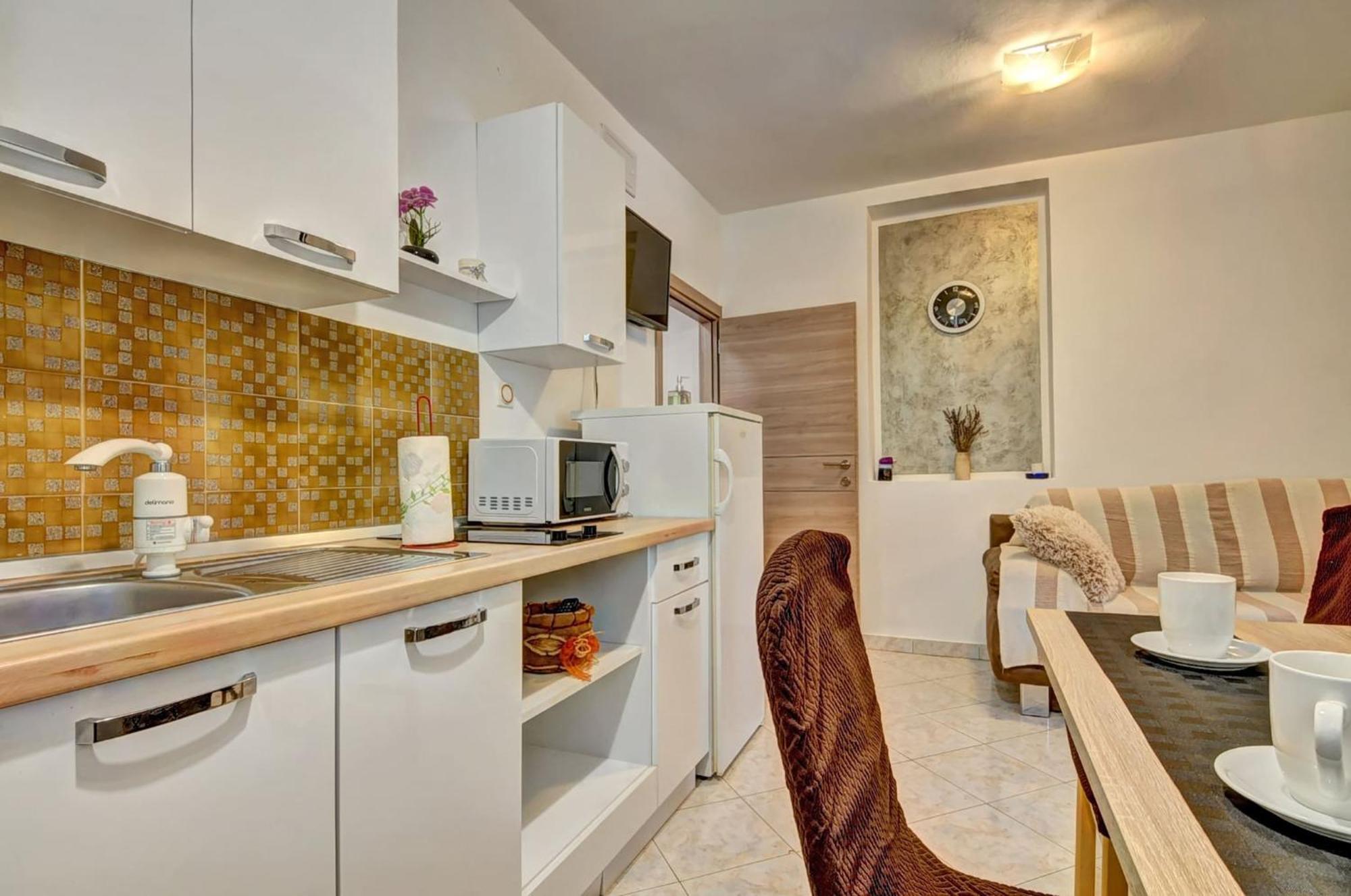 Lovely Apartments In Valbandon Fazana Ngoại thất bức ảnh