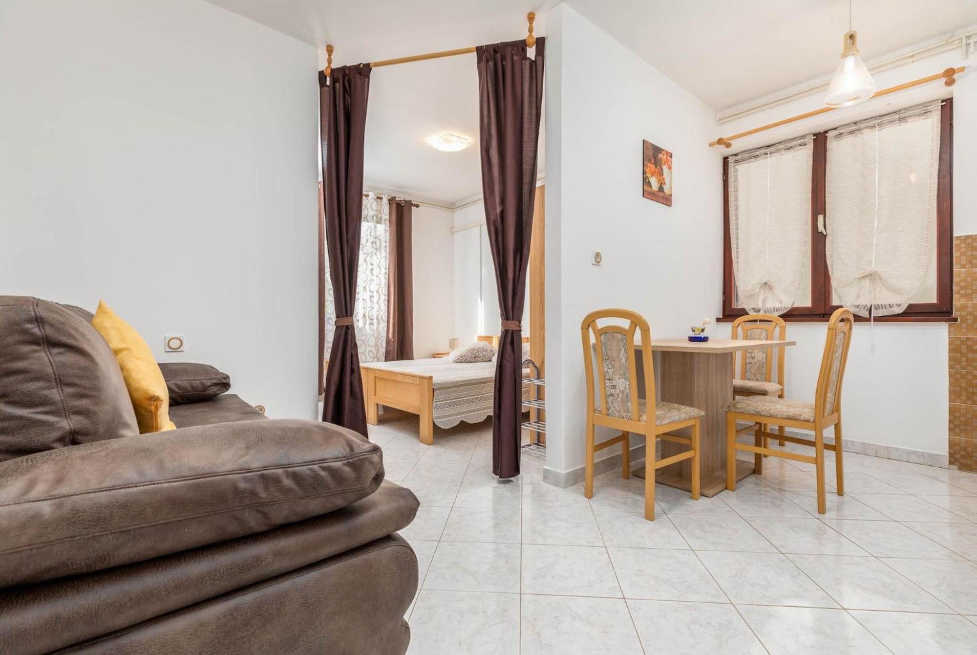 Lovely Apartments In Valbandon Fazana Ngoại thất bức ảnh